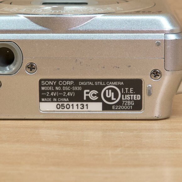 Sony Cyber Shot DSC-S930 Digital Camera 10.1MP Tested Working - Picture 8 of 9